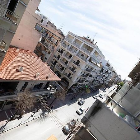 Apo-Zachari Elegant Apartment Larissa Exterior photo